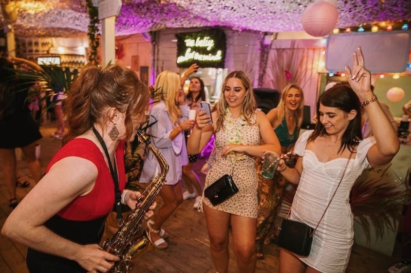 Live Saxophonist London For Hire